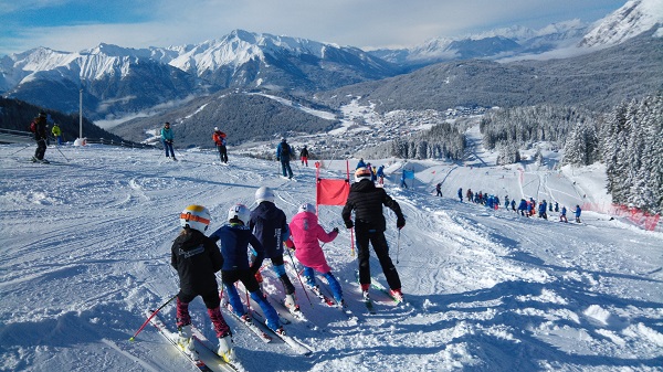 ESV-Mädels beweisen sich beim Internationalen Zwergerlrennen in Seefeld/Tirol am 24.2.24